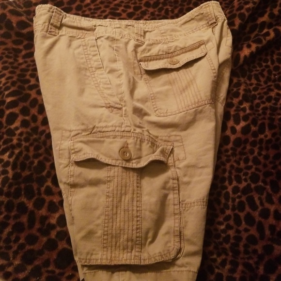 💚😎MEN'S CARGO SHORTS😎 - Picture 3 of 4